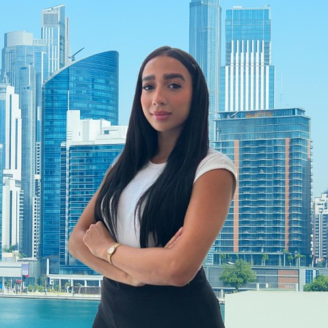 Myriam Razim — Consultante — Services Corporate, cabinet comptable Société Emirats à Dubai